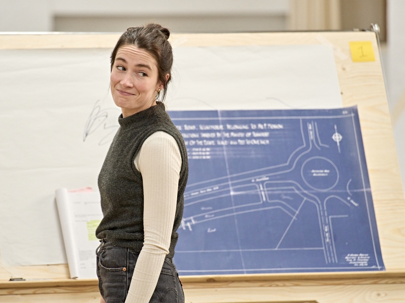 Photos: See Ralph Fiennes & More in Rehearsals for STRAIGHT LINE CRAZY Image