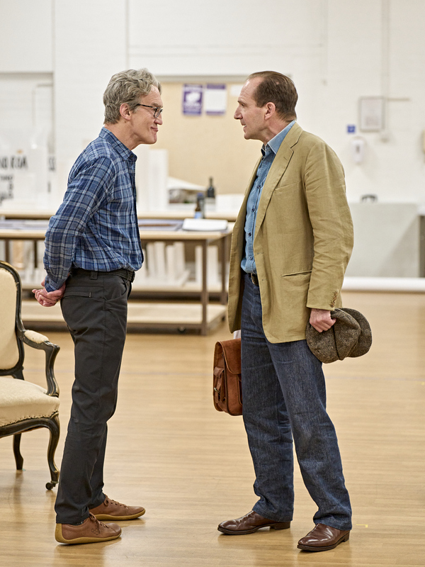 Photos: See Ralph Fiennes & More in Rehearsals for STRAIGHT LINE CRAZY 