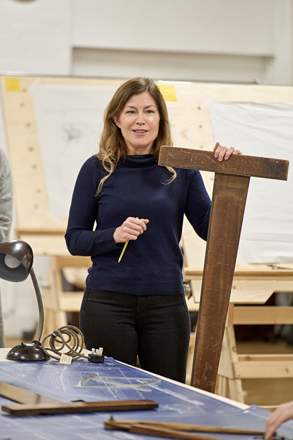 Photos: See Ralph Fiennes & More in Rehearsals for STRAIGHT LINE CRAZY Image