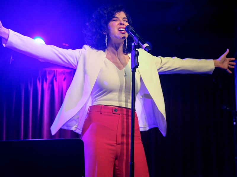 Review: Alexandra Silber Shows Us That She Is SO IN LOVE With Love, Her Hubby, & With Performing, at The Green Room 42 