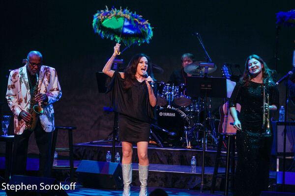 Photo Coverage: Deborah Silver Brings GLITTER & GRITS to the Kravis Center Image