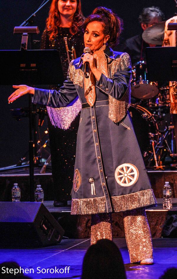 Photo Coverage: Deborah Silver Brings GLITTER & GRITS to the Kravis Center Image