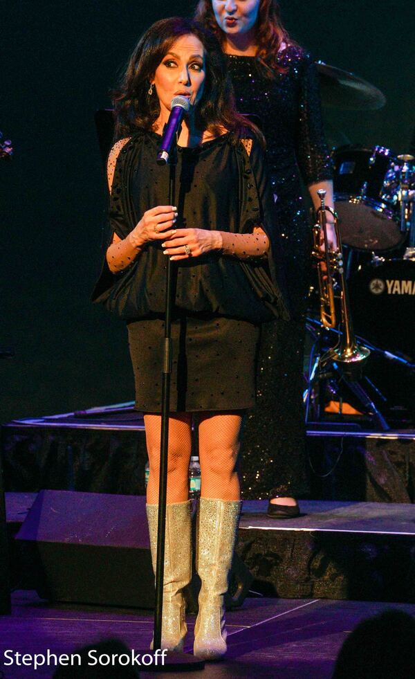 Photo Coverage: Deborah Silver Brings GLITTER & GRITS to the Kravis Center Image