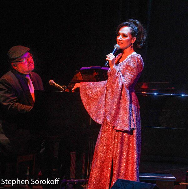Photo Coverage: Deborah Silver Brings GLITTER & GRITS to the Kravis Center Image