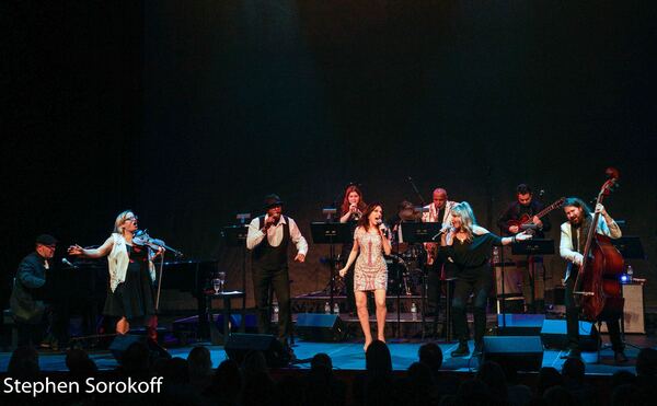 Photo Coverage: Deborah Silver Brings GLITTER & GRITS to the Kravis Center Image