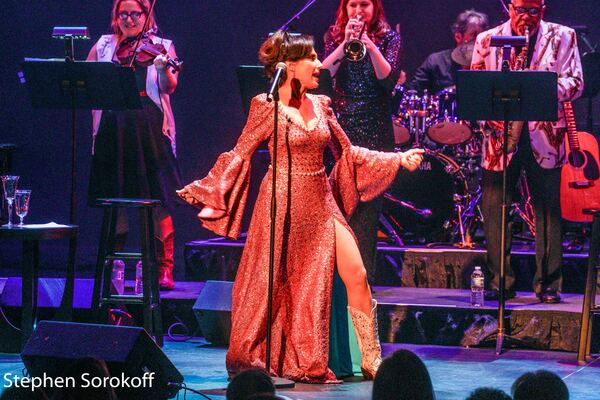 Photo Coverage: Deborah Silver Brings GLITTER & GRITS to the Kravis Center Image