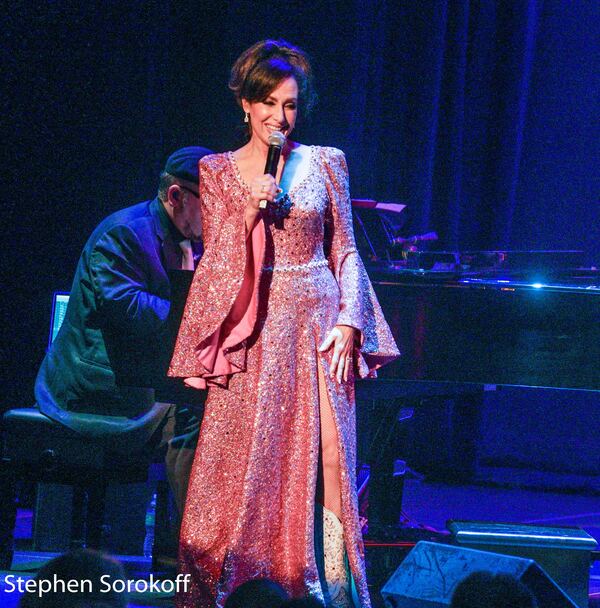 Photo Coverage: Deborah Silver Brings GLITTER & GRITS to the Kravis Center Image
