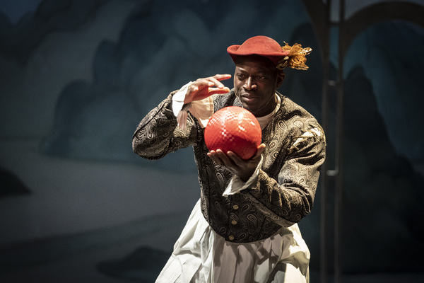 Photos: First Look at THE NOTEBOOKS OF LEONARDO DA VINCI at Goodman Theatre Image