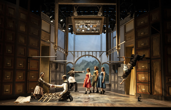 Photos: First Look at THE NOTEBOOKS OF LEONARDO DA VINCI at Goodman Theatre Image
