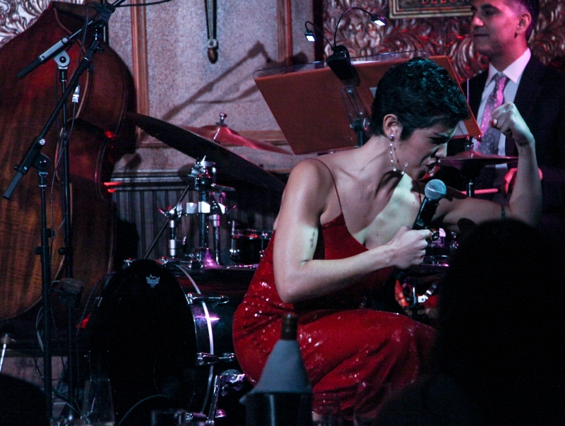 Review: Jessica Darrow Owns 54 Below During Solo Show Debut SURFACE PLEASURE 