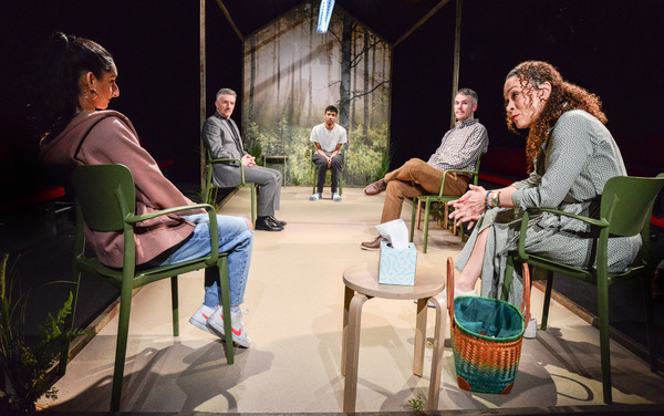 Photos: First Look at THE ANIMAL KINGDOM at Hampstead Theatre Image