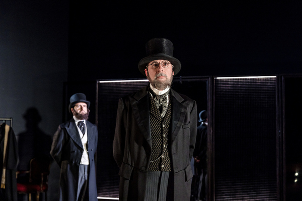 Photos: First Look at the National Theatre's School Tour of JEKYLL & HYDE 