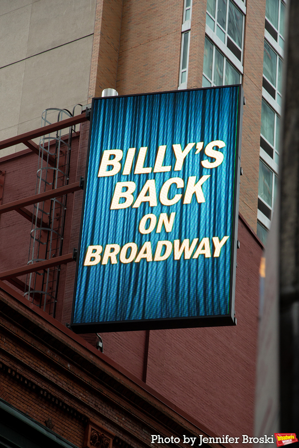 Up on the Marquee: MR. SATURDAY NIGHT Image