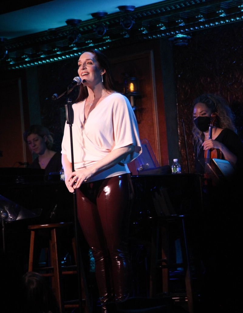 Review: Julia Murney Nurtures Full 54 Below House with SOOTHE MY SOUL  Image