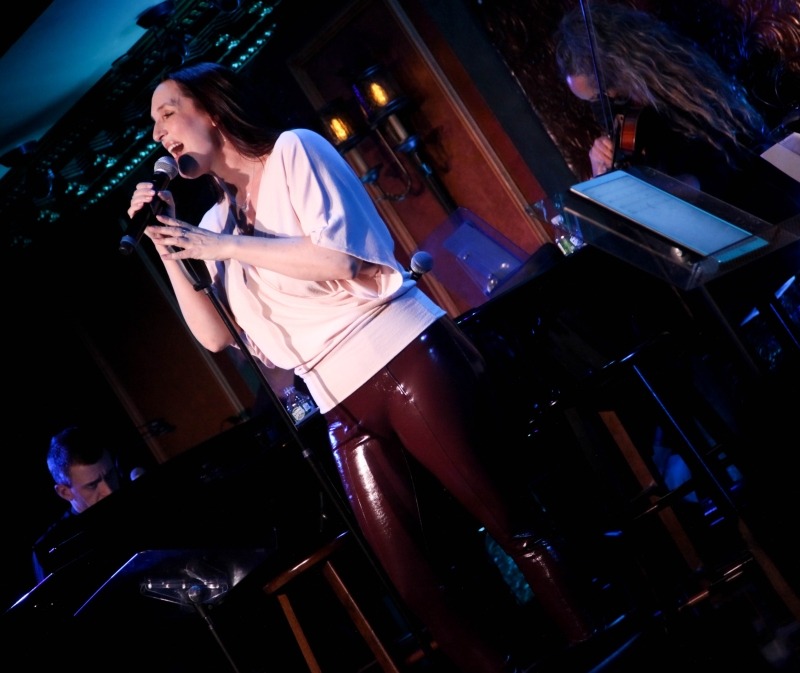 Review: Julia Murney Nurtures Full 54 Below House with SOOTHE MY SOUL 