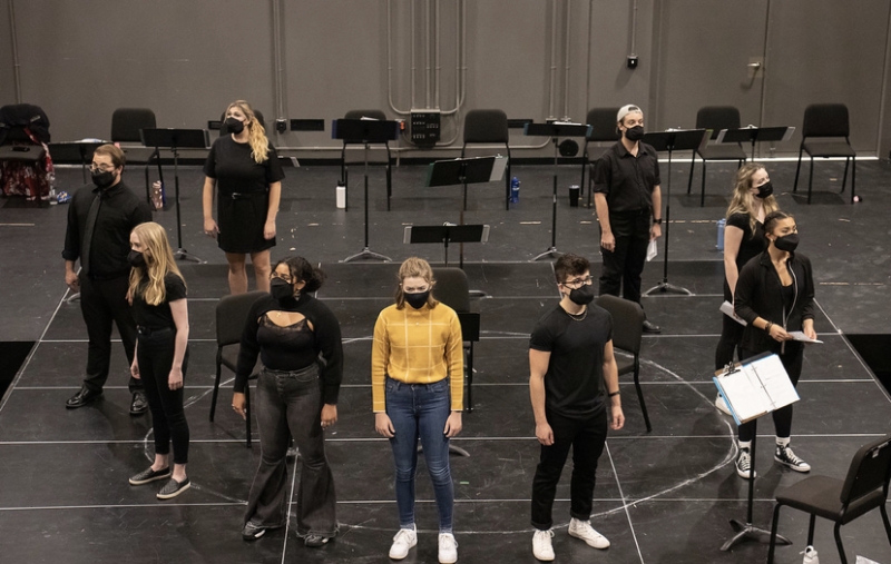 Student Blog: Mask Mandates & Live Theatre 