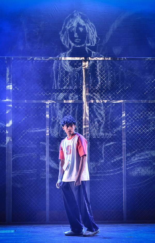 Photos: Pilot Theatre Presents THE BONE SPARROW Image