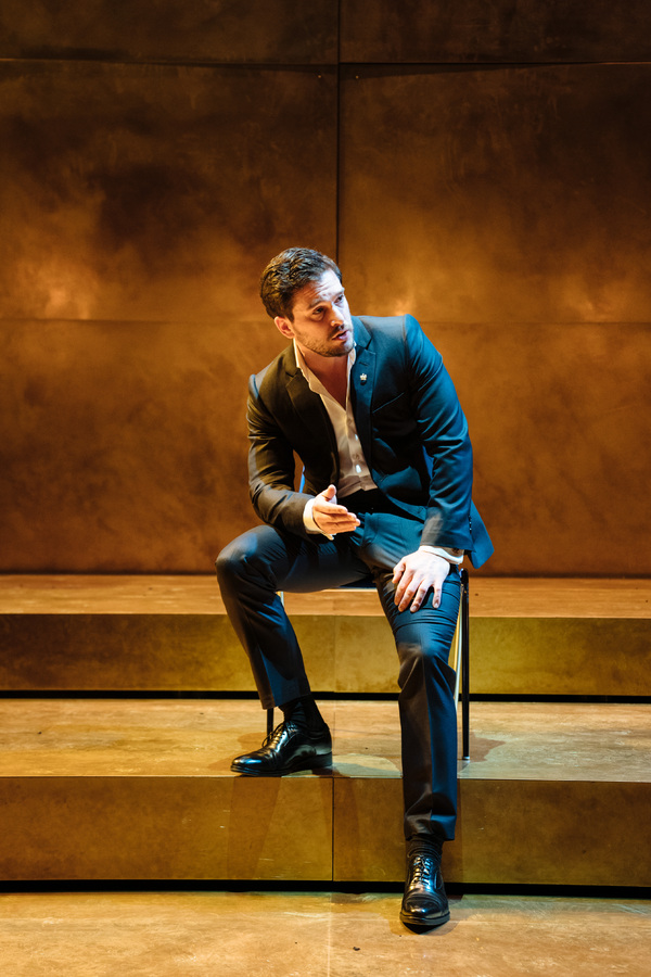 Photos: First Look at Kit Harington & More in HENRY V at Donmar Warehouse Image