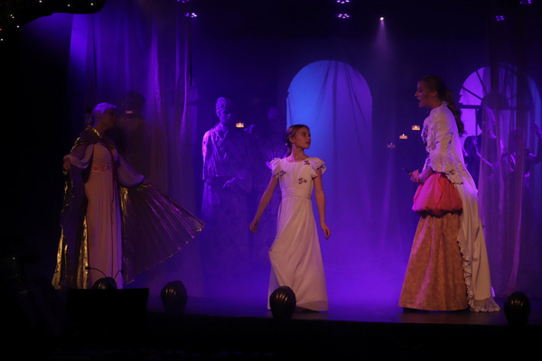 Photos: The Players Theatre Presents BEAUTY AND THE BEAST  Image