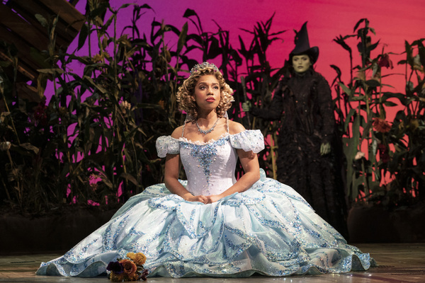 Photos: First Look at Brittney Johnson as Glinda in WICKED Image
