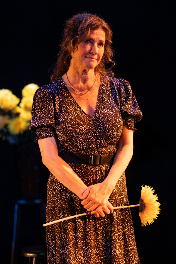 Photos: Nancy Travis Stars As LILLIAN at Ensemble Theatre Company 