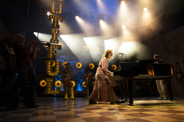 Photos: First Look at BEAUTIFUL- THE CAROLE KING MUSICAL at Theatre Royal Brighton 