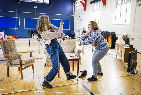 Photos/Video: Inside Rehearsal For THE RISE AND FALL OF LITTLE VOICE Image