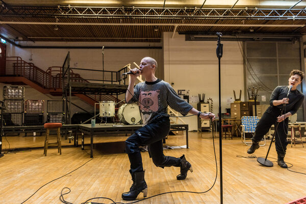 Photos: In Rehearsal for HEDWIG AND THE ANGRY INCH Starring DRAG RACE Star Divina De Campo Image