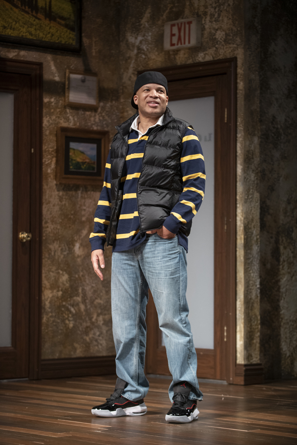 Photos: First Look at the World Premiere of KING JAMES at Steppenwolf Image