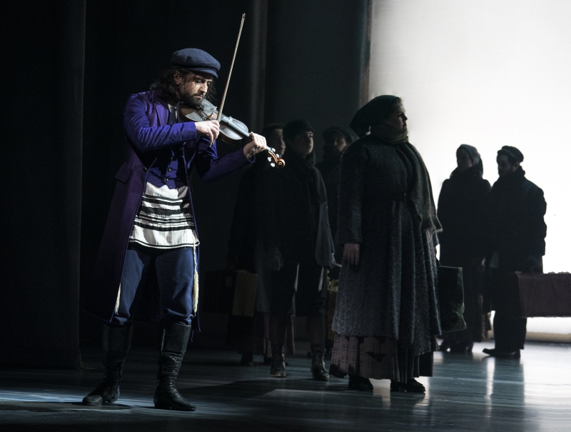 Review: FIDDLER ON THE ROOF at Capital One Hall 