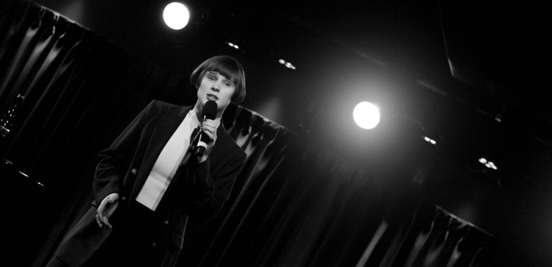 Review: Sally Shaw Is Unbelievable in BOTH SIDES NOW at The Green Room 42 