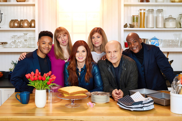 Photos: Debra Messing & Company in Rehearsals for BIRTHDAY CANDLES Image