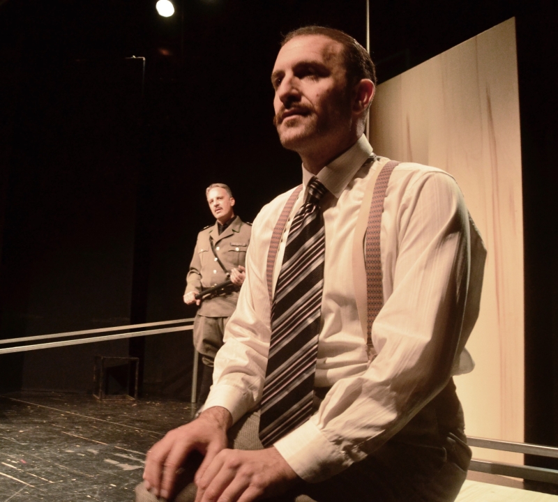 Review: L'ISOLA DEGLI INVERTITI al OFF / OFF THEATRE Image