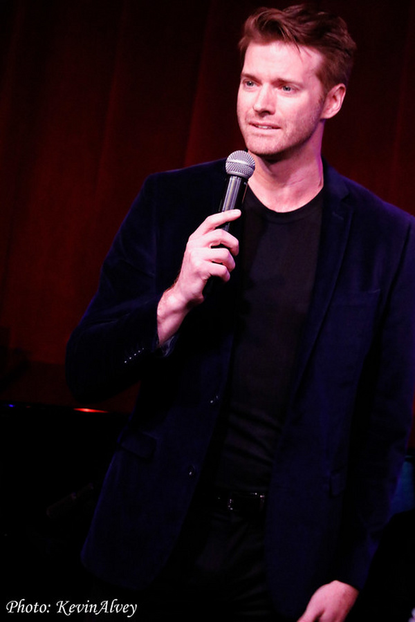 Photos: Mark MacKillop Brings DUETS To Birdland Image