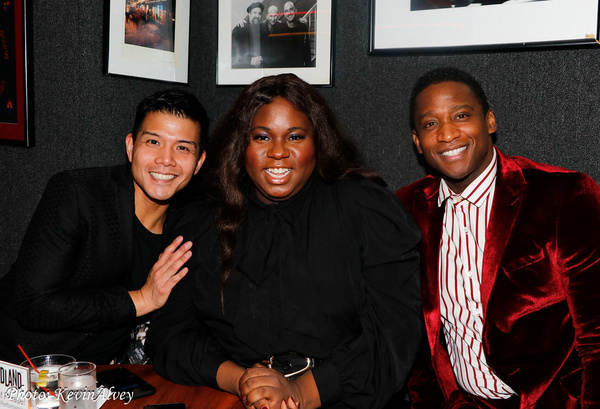 Photos: Mark MacKillop Brings DUETS To Birdland Image