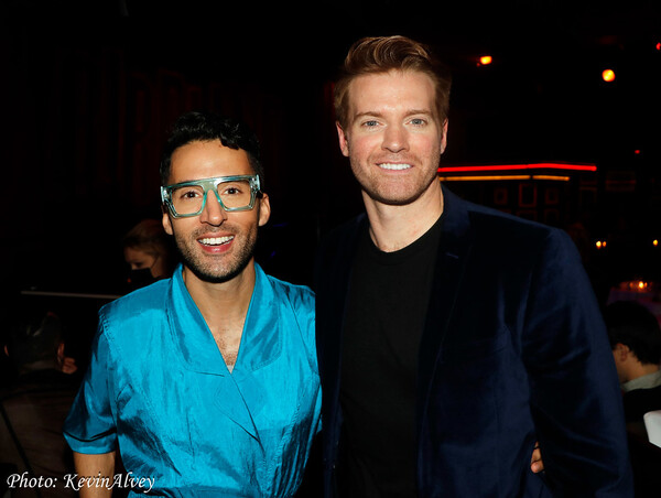 Photos: Mark MacKillop Brings DUETS To Birdland Image