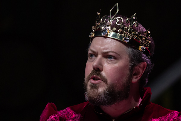Photos: First look at CATCO's HEAD OVER HEELS Image