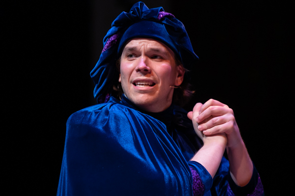 Photos: First look at CATCO's HEAD OVER HEELS Image