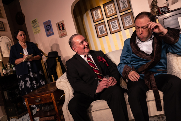 Photos: First look at Curtain Players' PRESENT LAUGHTER Image