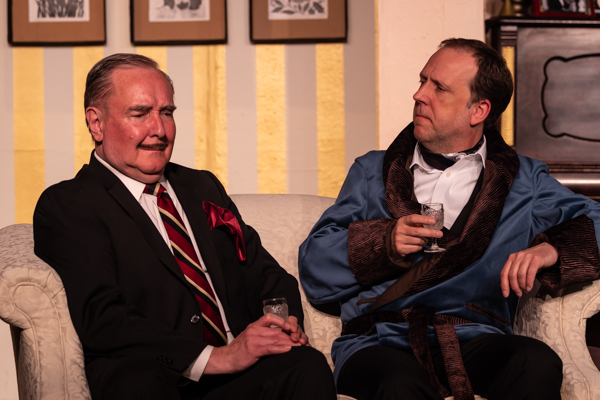 Photos: First look at Curtain Players' PRESENT LAUGHTER Image