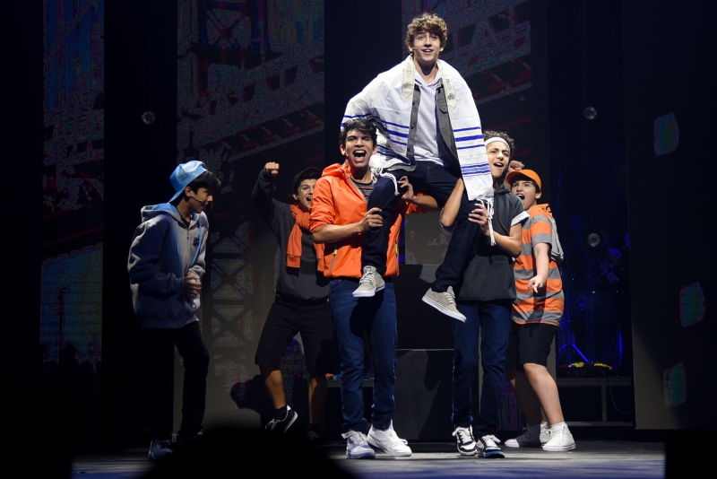 Mazel Tov: 13 – O MUSICAL Opens With an All Teen Cast and Band Image