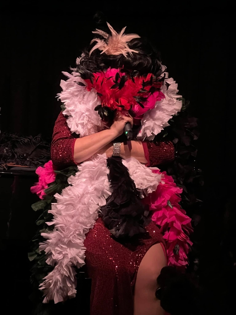 Interview: Catching Up With BORGHESI'S BACK! Creator and Performer Leanne Borghesi Image