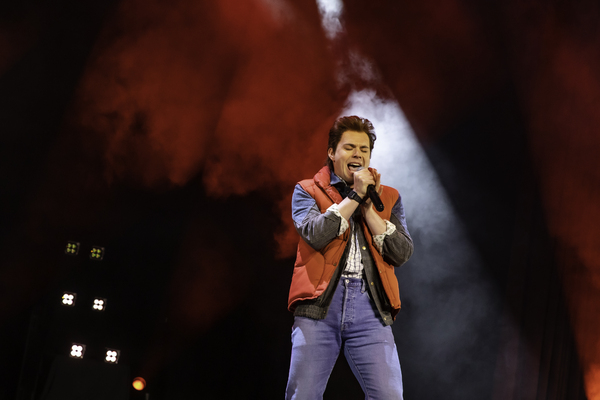 Photos: First Look at Pasha Kovalev and Anya Garnis' RISE UP WITH THE ARTS Image