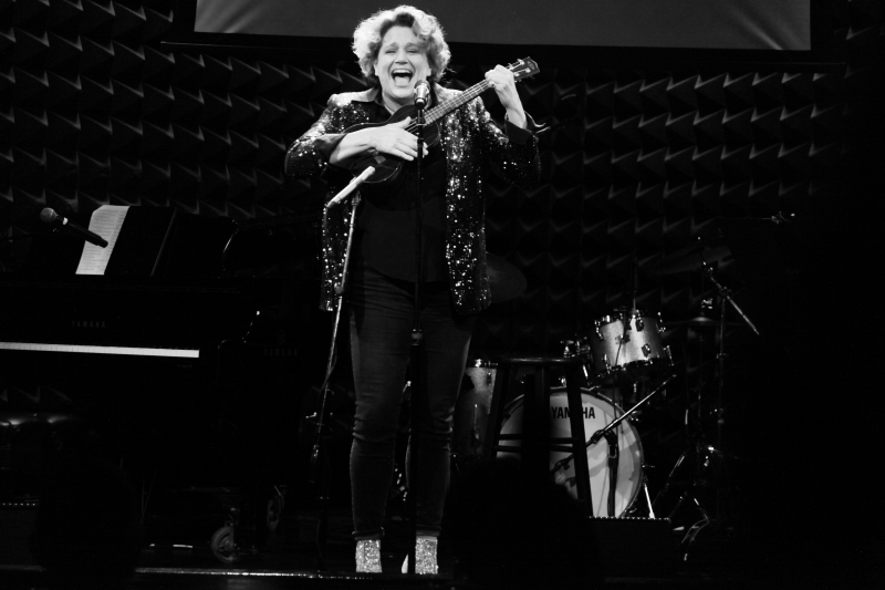 Photos: GMHC CABARET & HOWARD ASHMAN AWARD HONORING LEA DELARIA at Joe's Pub Inspires Laughter and Tears Image