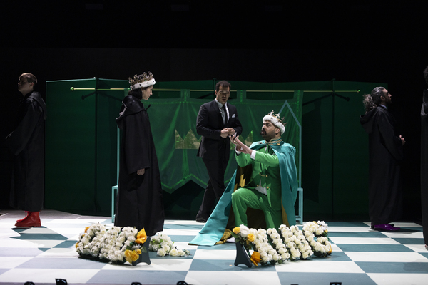 Photos: First Look at Jude Christian and Tinuke Craig's Retelling of HAMLET Image