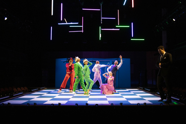 Photos: First Look at Jude Christian and Tinuke Craig's Retelling of HAMLET Image