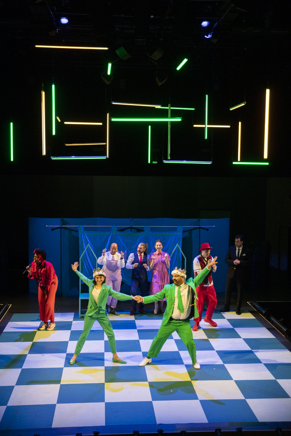 Photos: First Look at Jude Christian and Tinuke Craig's Retelling of HAMLET Image