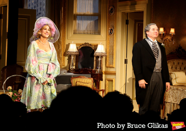 Photos: Sarah Jessica Parker & Matthew Broderick Take Opening Night Bows in PLAZA SUITE Image
