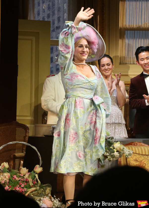 Photos: Sarah Jessica Parker & Matthew Broderick Take Opening Night Bows in PLAZA SUITE Image