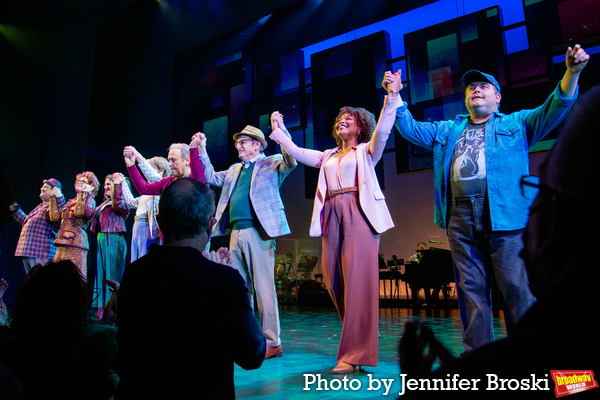 Photos: Billy Crystal & Company Take First Bows in MR. SATURDAY NIGHT Image